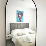Apartament Riviera *